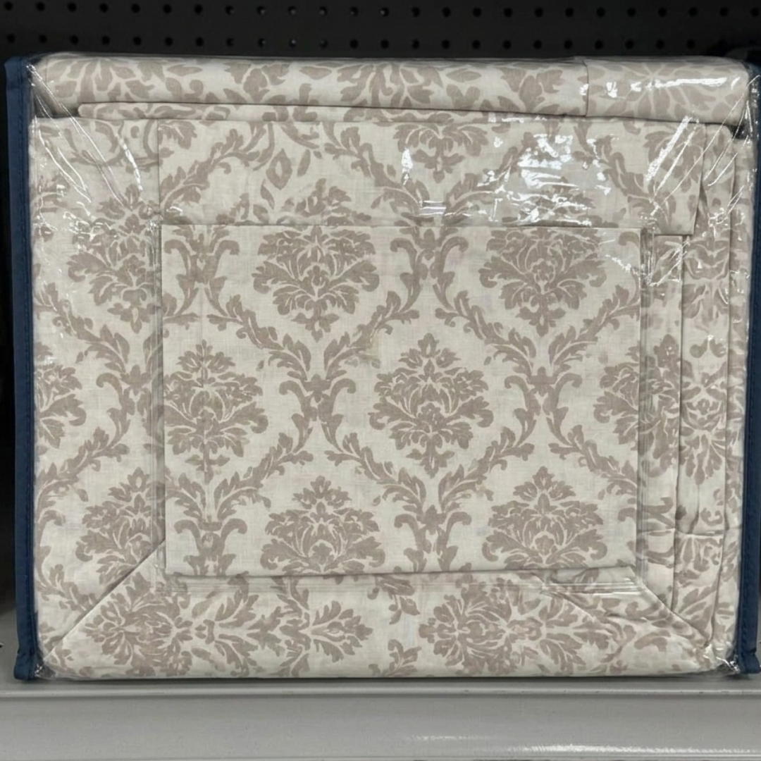 Custom Linen Designs Printing in Pakistan